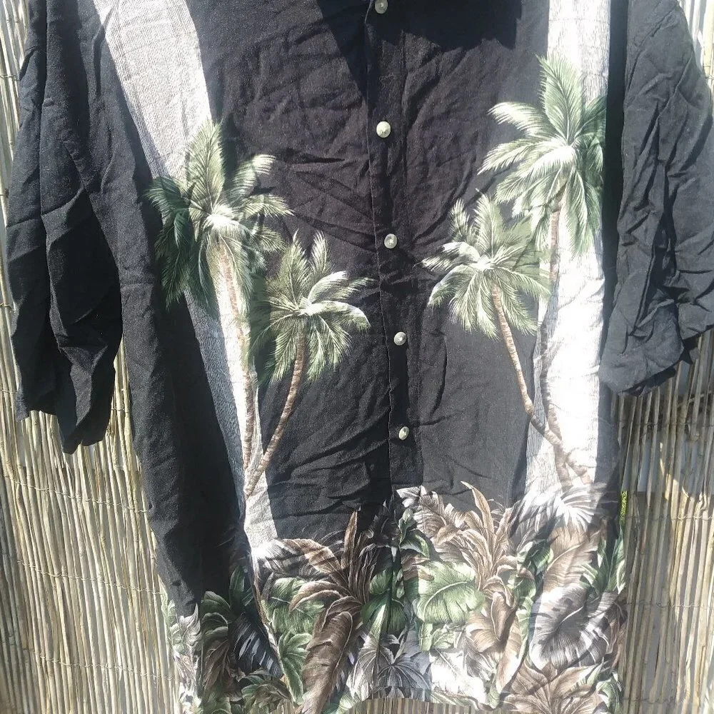 Hollis River Hawaiian Button Down Men - L